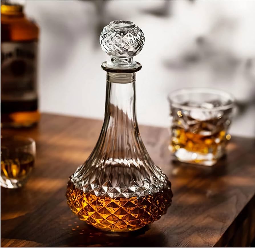 High-Quality Crystal Decanters for Whiskey and Wine – Free Shipping Available