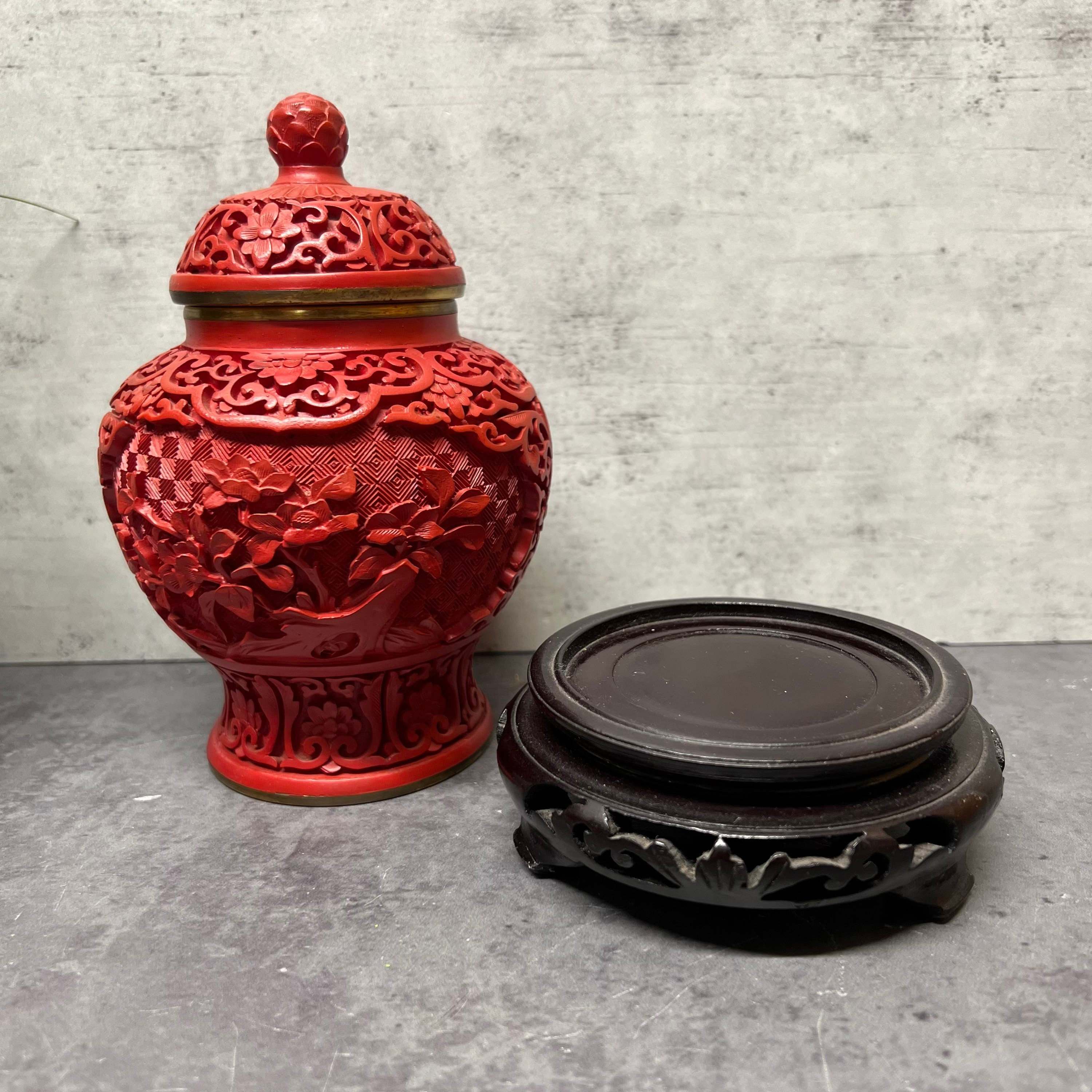 Explore Vintage Cinnabar Jars: Hand-Carved, Antique Chinese Decor