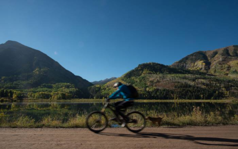 How to Book a Ride to Crystal Mill, Colorado: Scenic Routes & Tips for Adventure