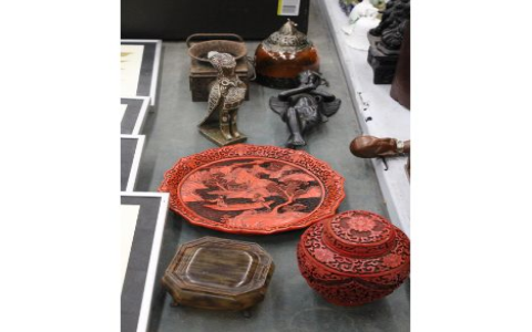 Antique Chinese Cinnabar Plate – Hand-Carved Red Lacquer Dish for Sale